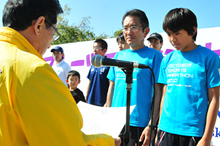 抽選会・表彰式の様子